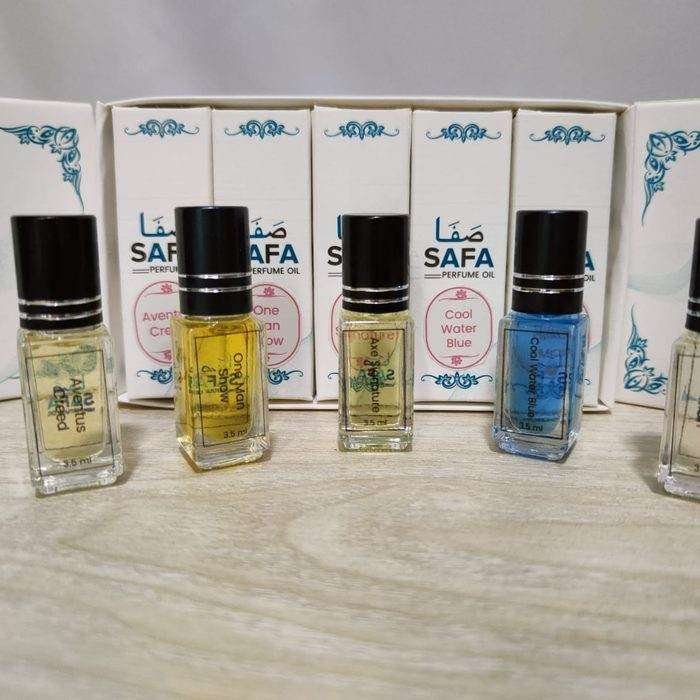SAFA perfume oil display